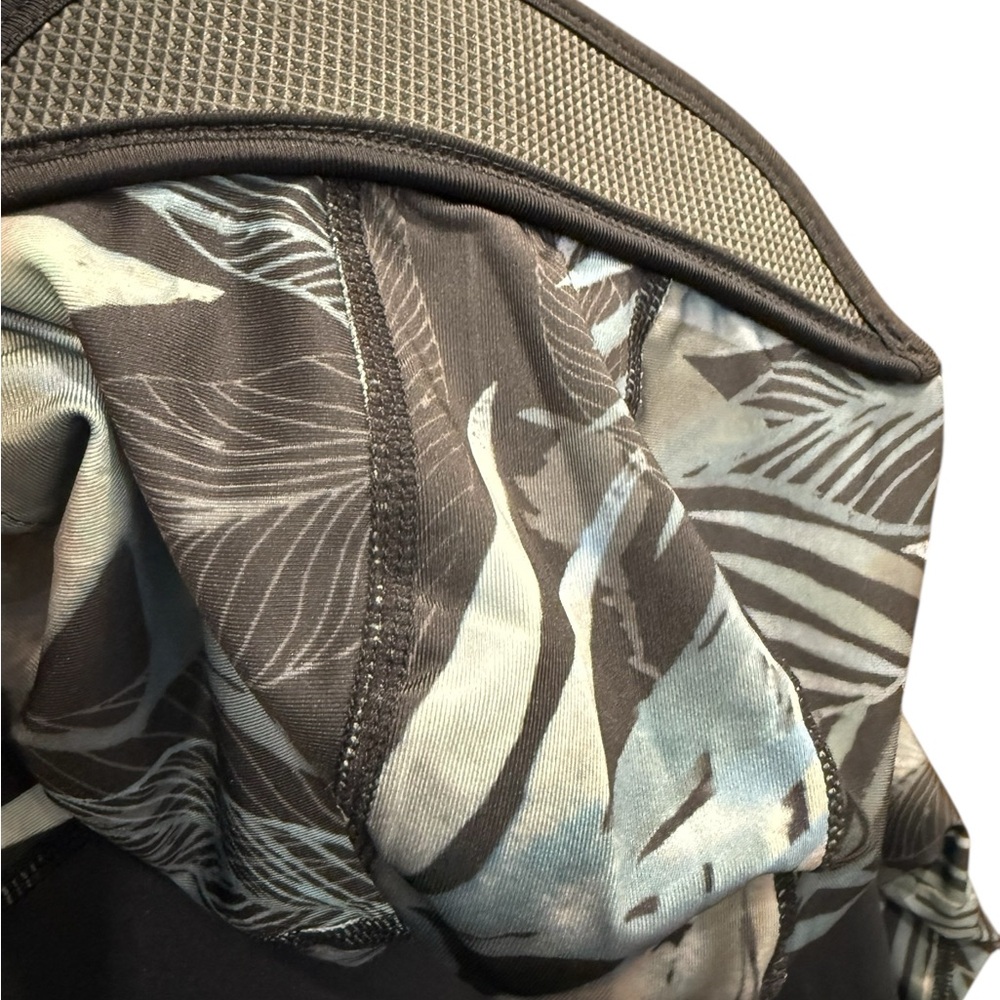Dakine Black and Gray Rashguard - Picture 5 of 7